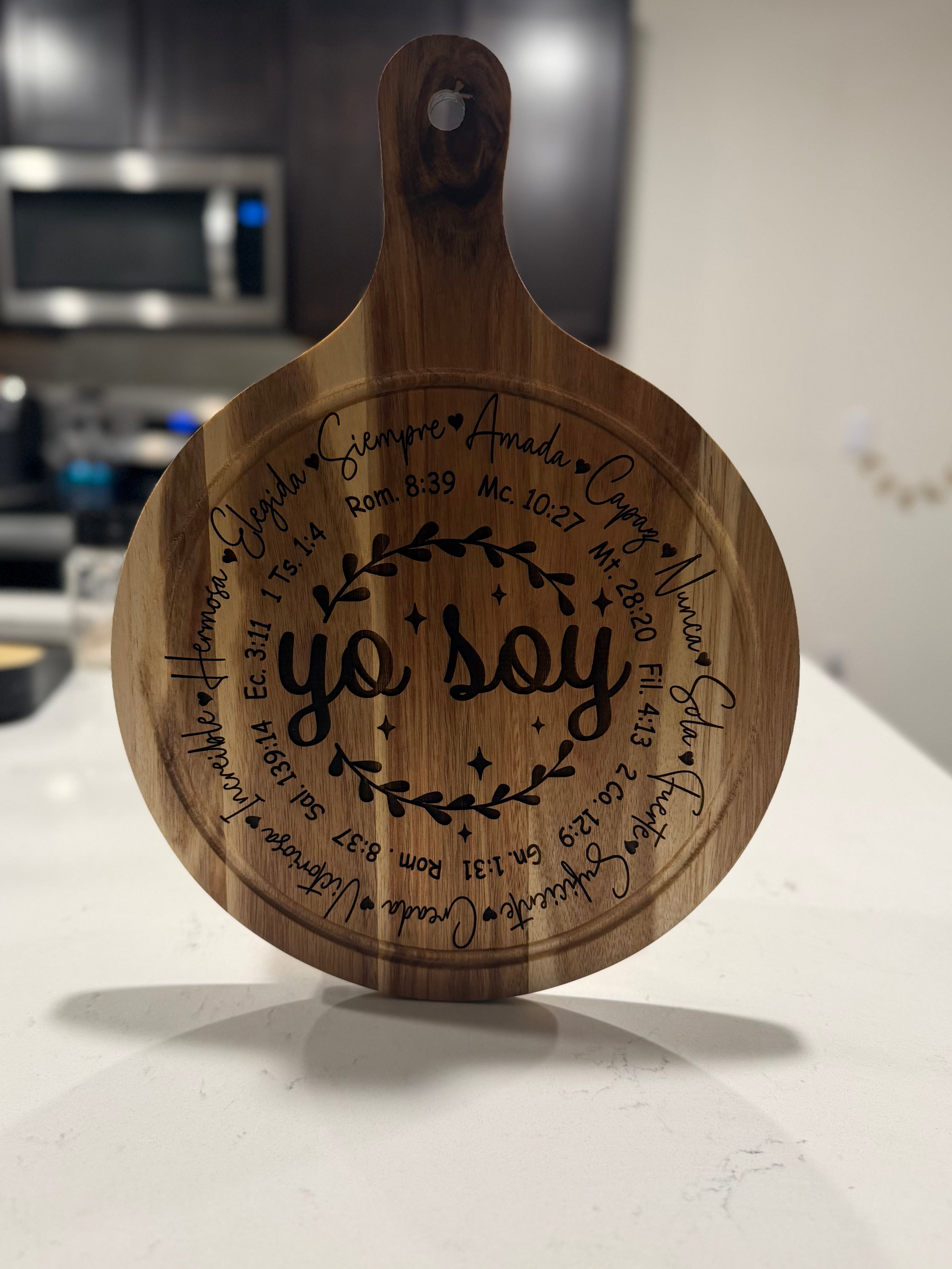 "Yo Soy" Pizza Board